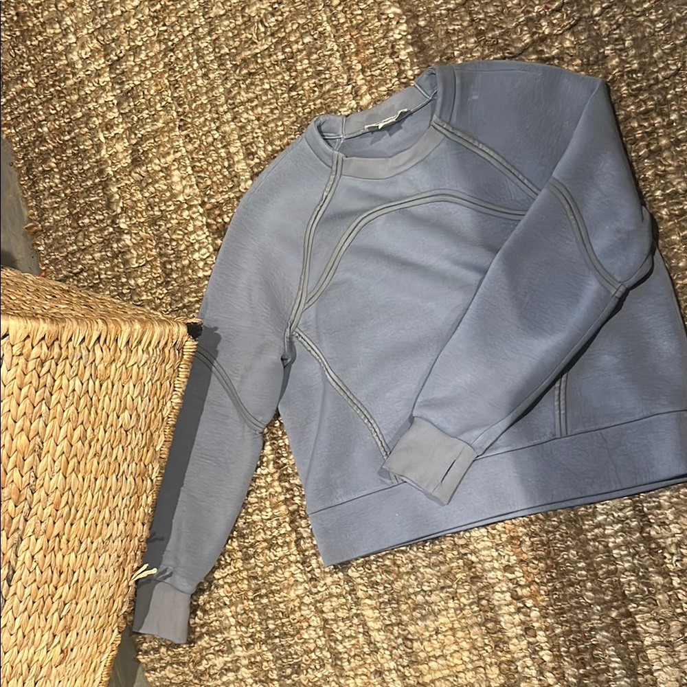 Sportmax Lavender Trimmed Fingerhole Crewneck Sweater